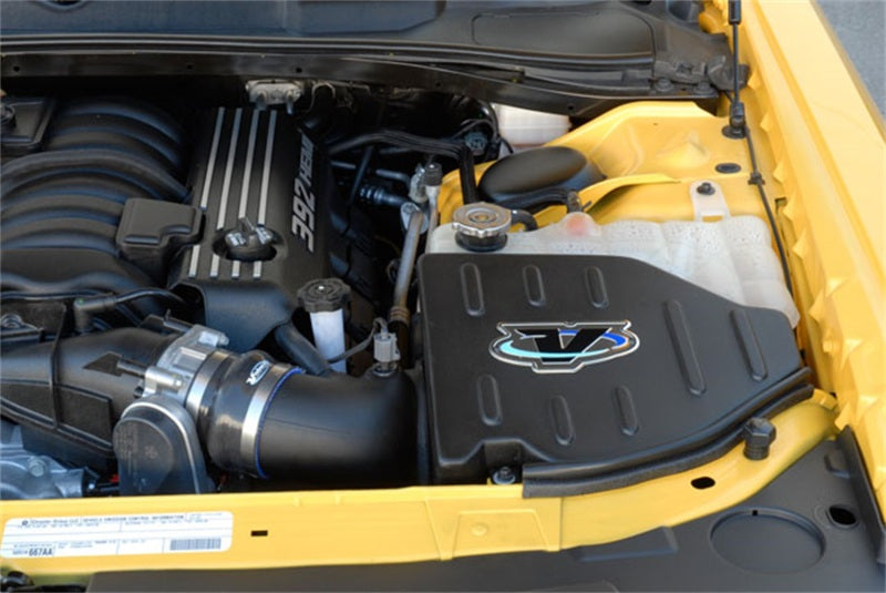 Volant 16864 Volant Chrysler/Dodge 12-13 300/Charger/11-13 Challenger 6.4L Closed Box Air Intake System