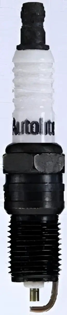 5243 Spark Plug