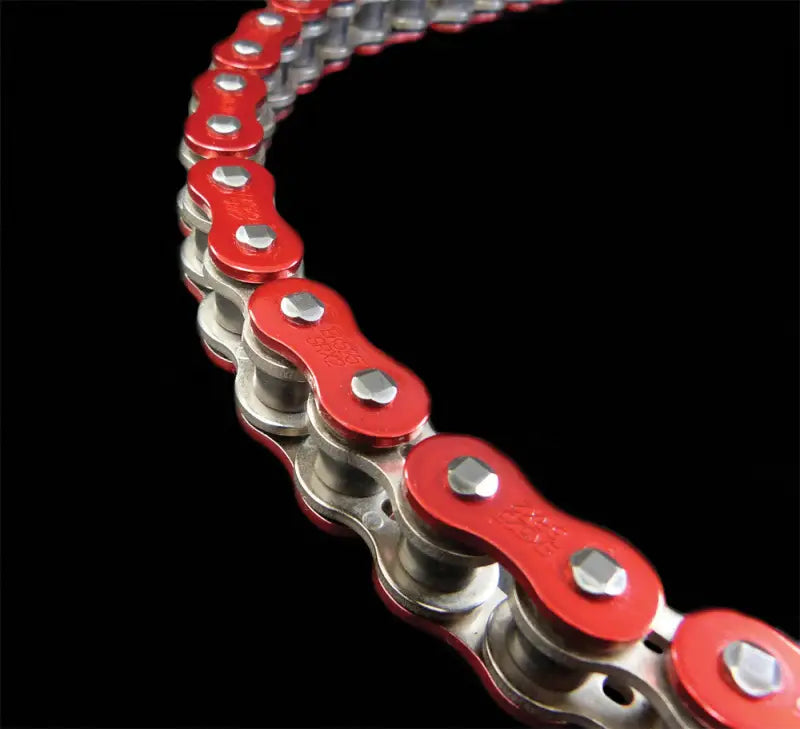 530ZVX3-150C EK Chain with red and silver plates, strong NX-ring technology