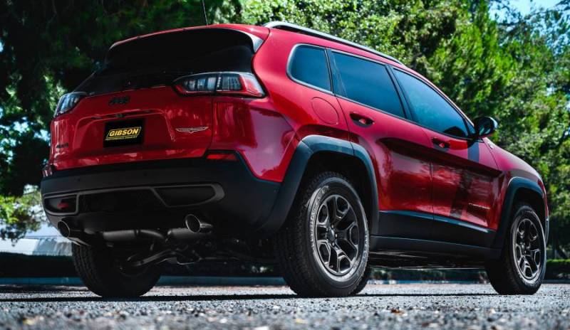 Gibson 617208 Gibson 14-20 Jeep Cherokee 3.2L 2.5in/2.25in Cat-Back Dual Split Exhaust - Stainless