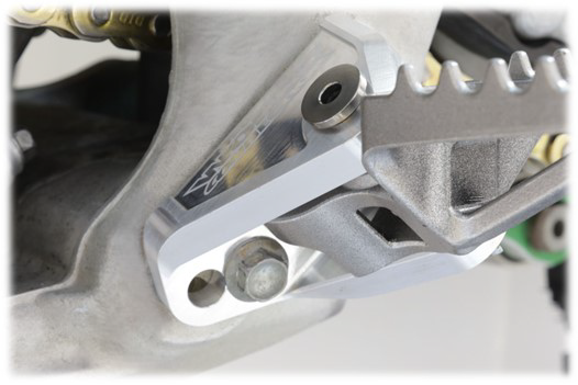 Works Offset Footpeg Mounts Foot Controls 20-525 - Peg Mount Aluminum KX250 450