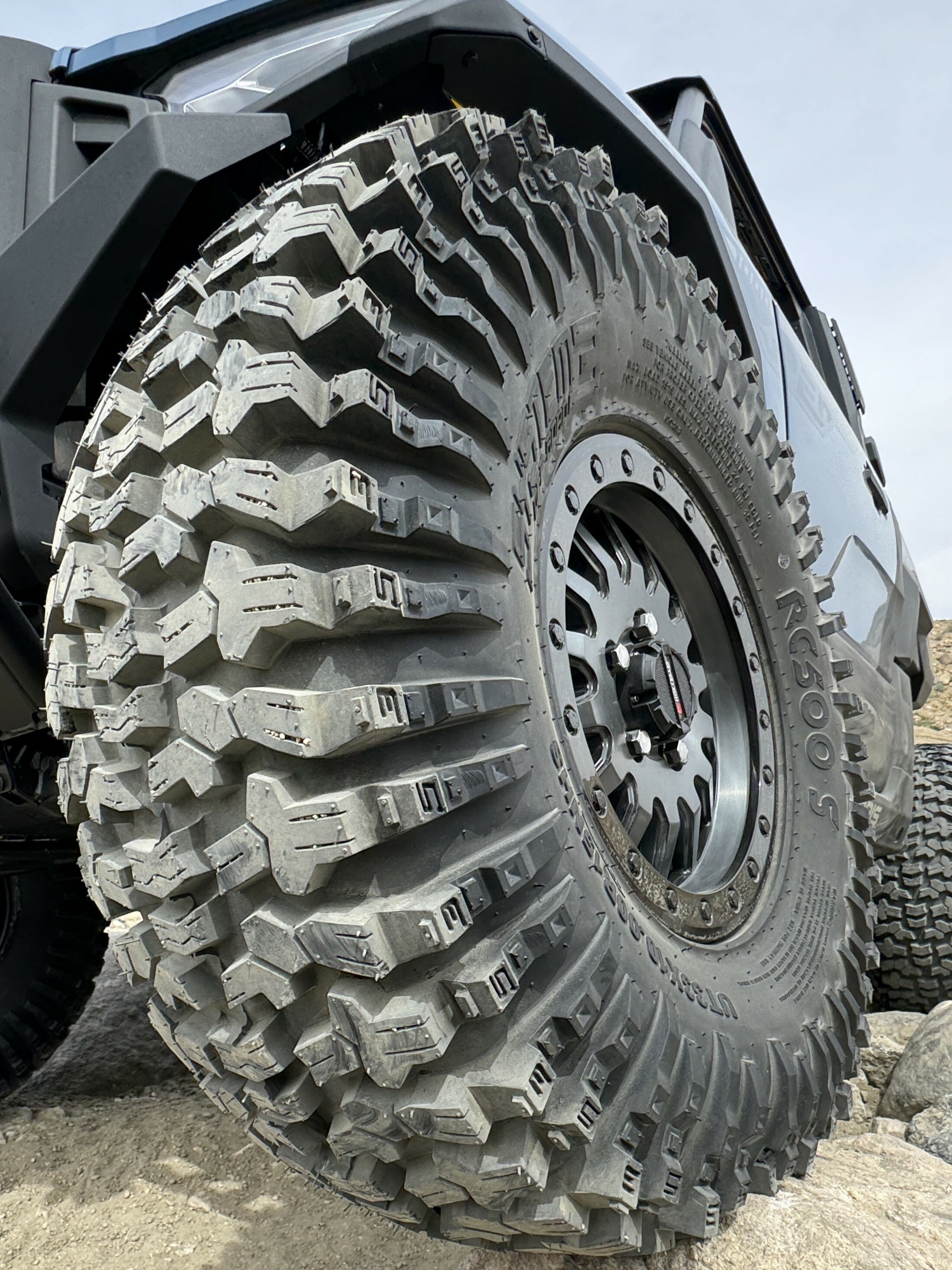 Tire Rc500 33x10r15