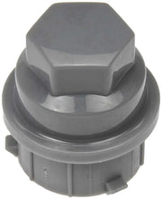 611-621 Lug Nut Cover