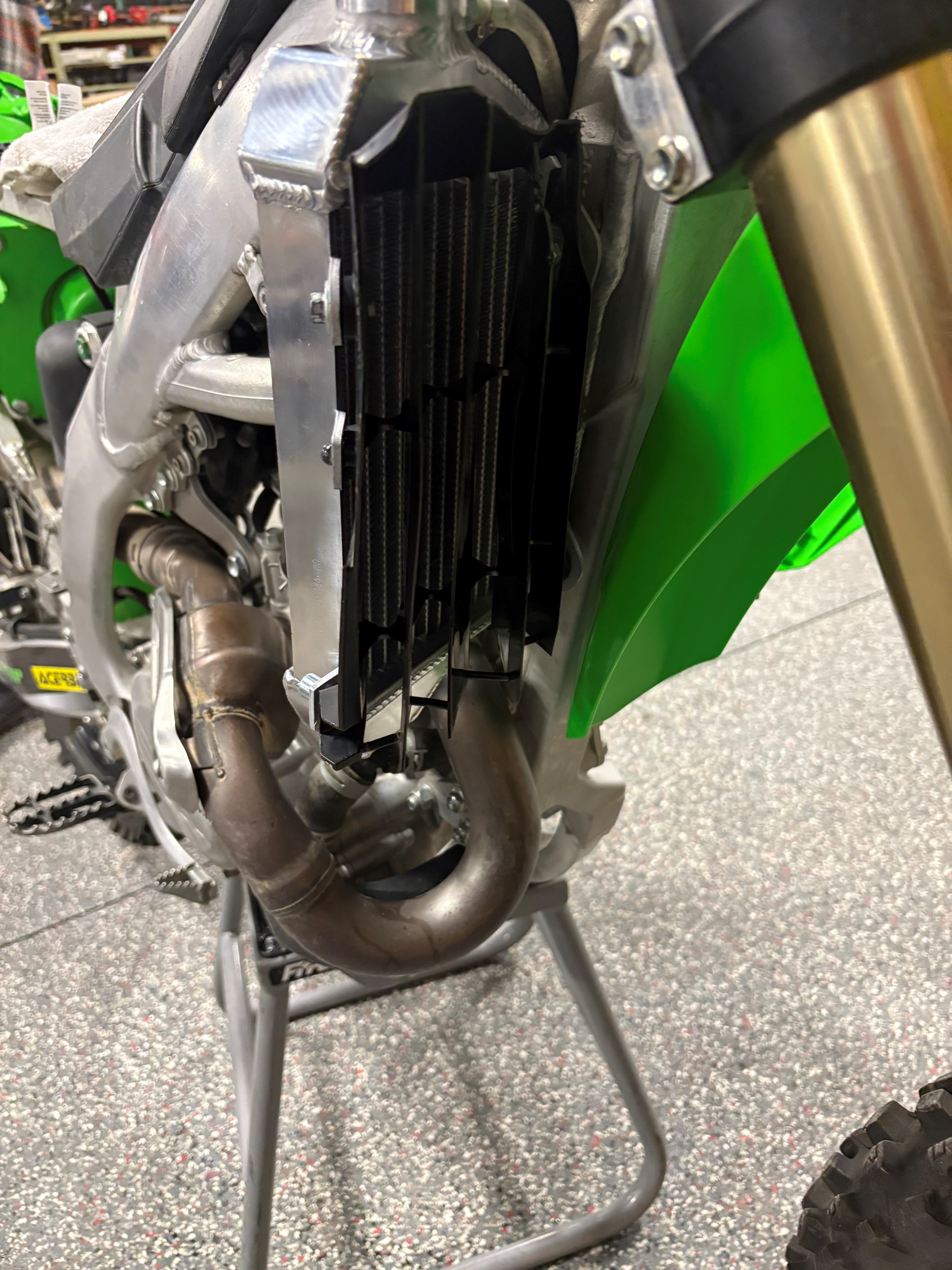 Fire Power Radiator Engine TRS-R-305R - Right HUS GAS