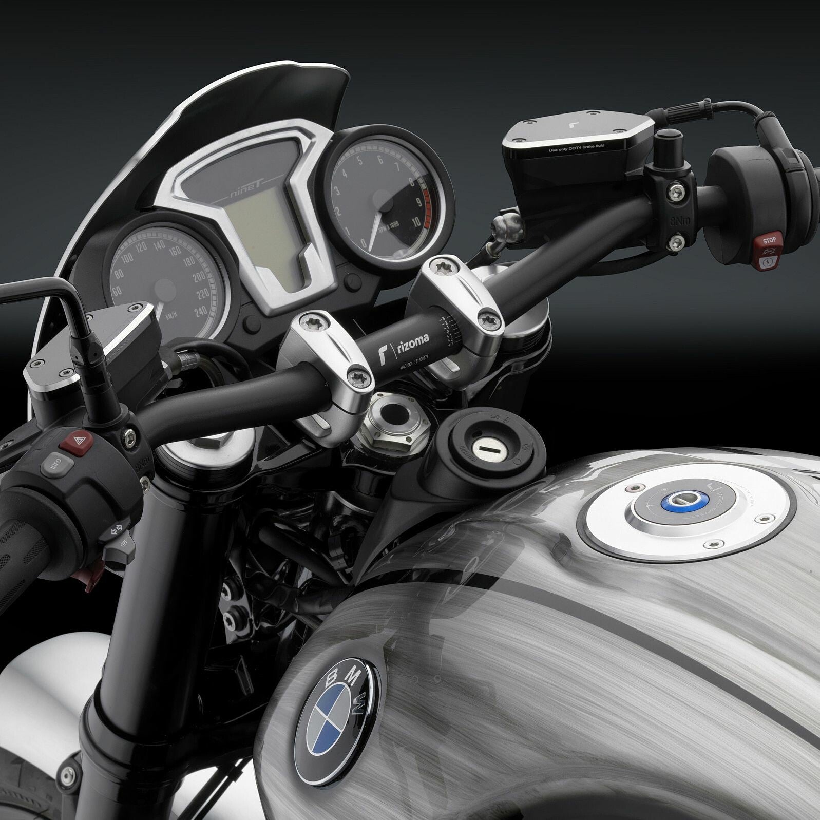 Rizoma Tapered Handlebar MA011B - Black Dia 22-29MM 35MM 755MM
