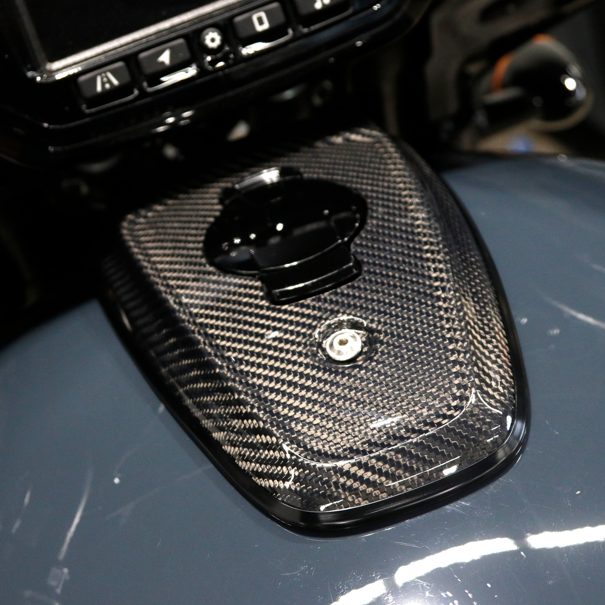 Hofmann Designs Carbon Fiber Dash Body HDCF-6208 - Carbon Challenger Powerplus Chieftian