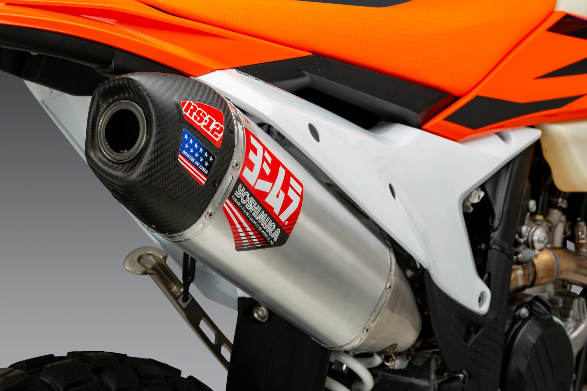Yoshimura RS-12 Signature Series Exhaust 265022S320 - RS12 Slip-ON HUS