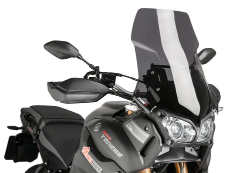 Motorcycle with 7541F Windscreen Touring Dark Smoke for sleek windscreen touring dark look