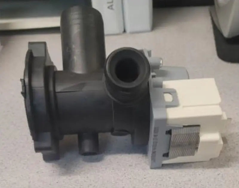 Splendide washer dryer 763657 drain pump with black beige inlet valve