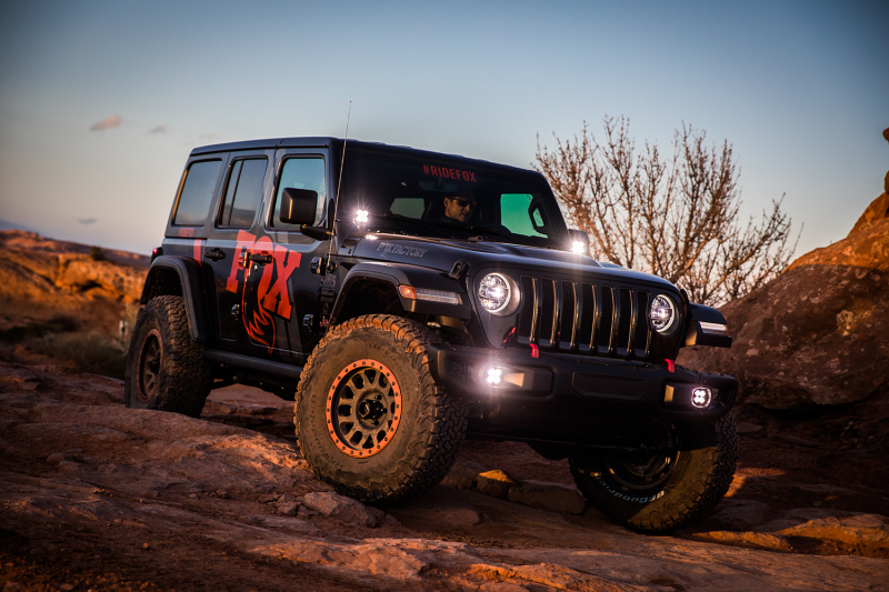 FOX 885-24-187 Fox 18+ Jeep JL 2.0 Performance Series 11.7in Smooth Body Reservoir Front Shock 4.5-6in Lift (Pair)