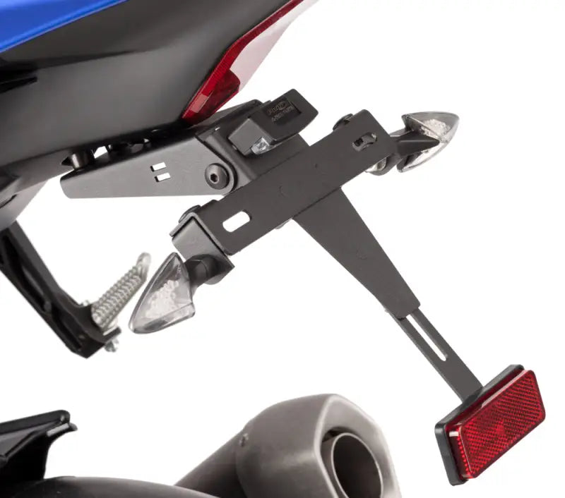 Motorcycle fender eliminator kit with integrated turn signals and reflector in black