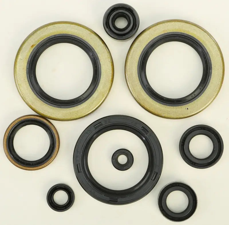 Variety of rubber and metal oil seals in the 822301 Oil Seal Set for sealing needs