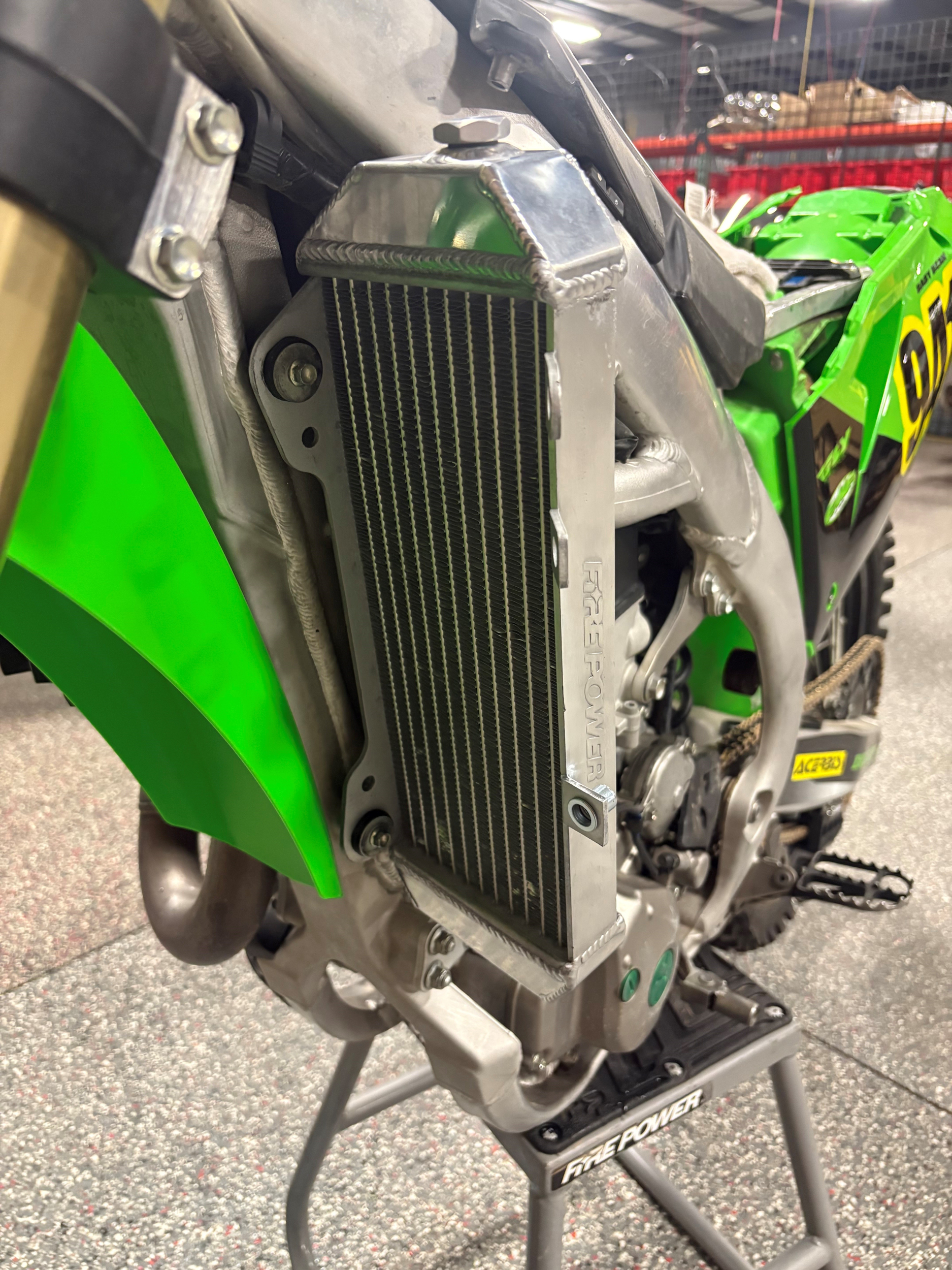 Fire Power Radiator Engine TRS-R-307L - Left