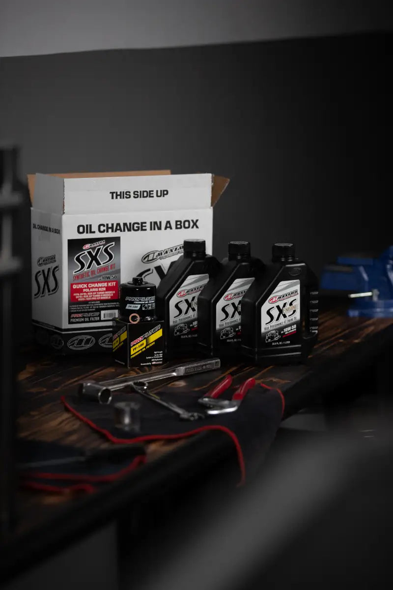90-219013-TXP Maxima Sxs Quick Change Kit 10W-50 With Black Oil Filter 