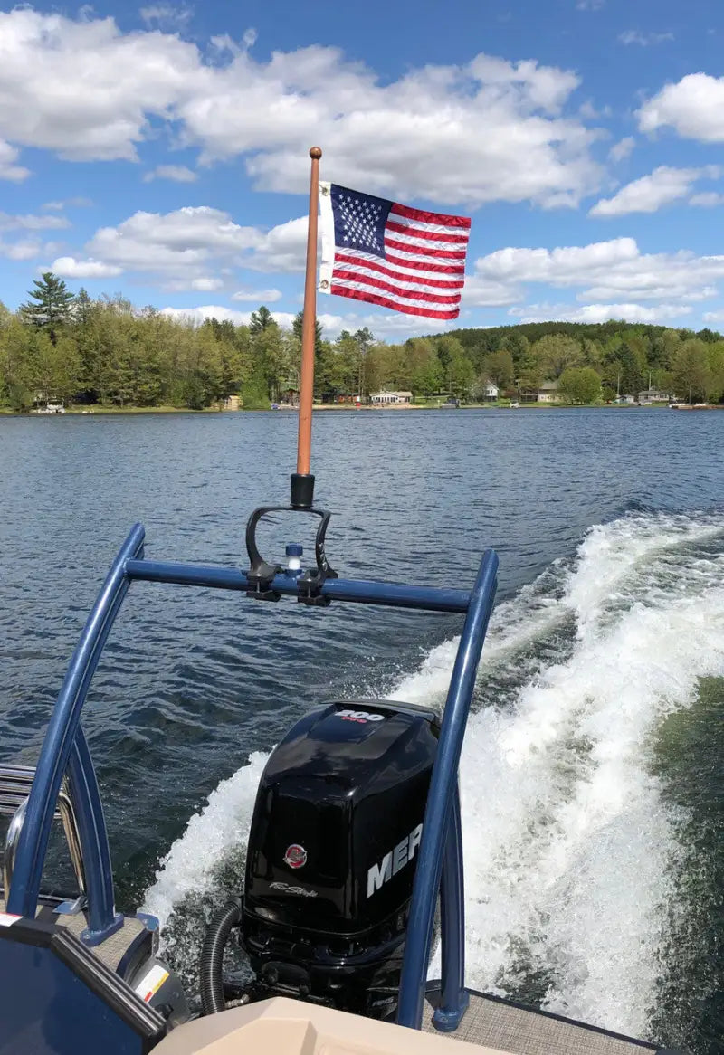 943 Taylor Made Taylot Mad Flag Pole Mount - Flagpole