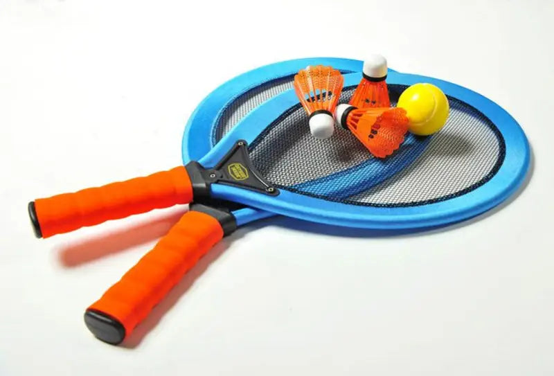 Badminton racket set with shuttlecocks in G.S.I.Sports Freestyle Racket Set