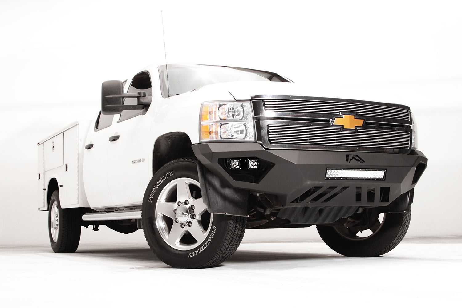 CH11-V2751-1 Bumper