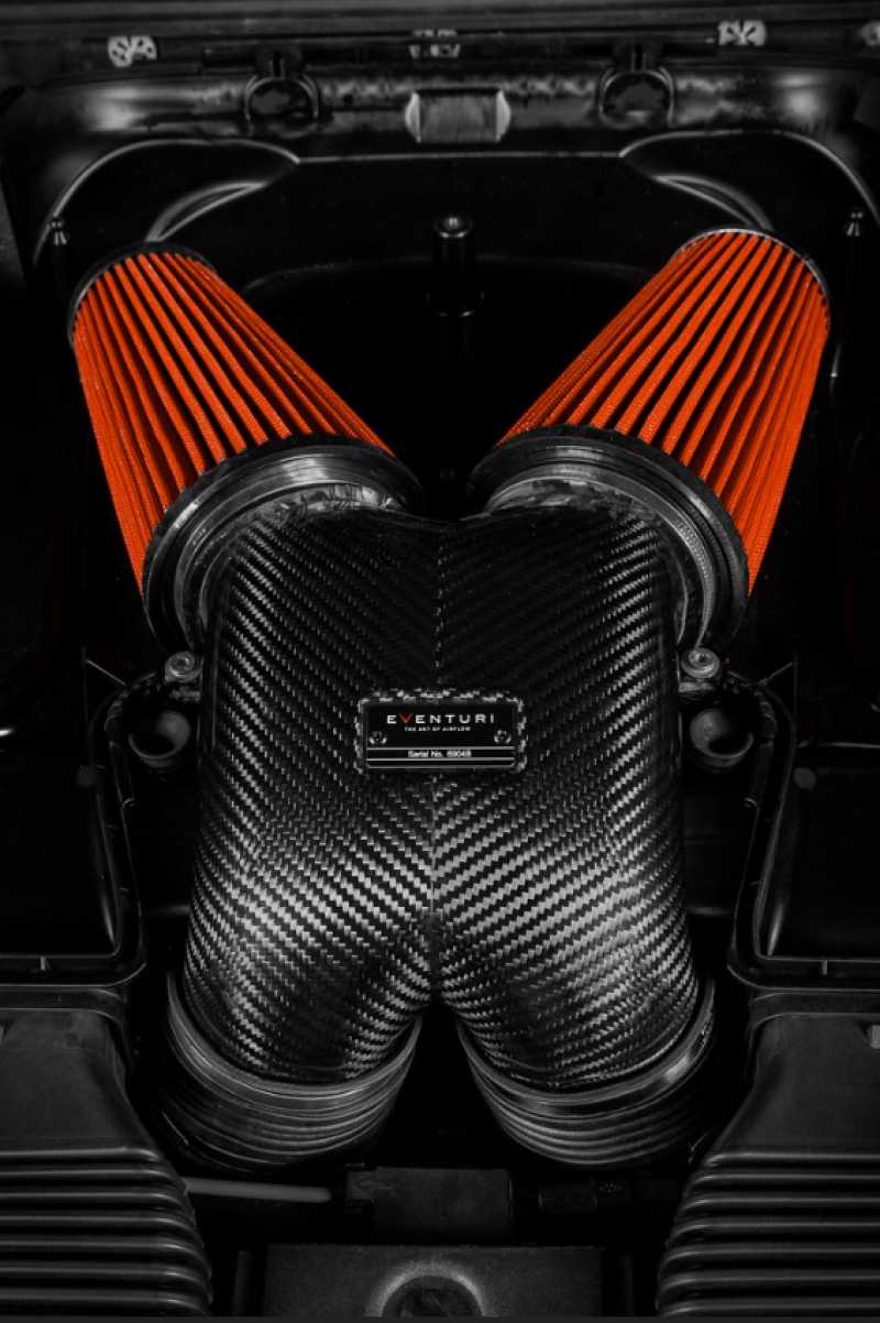 Eventuri Lamborghini Urus/ Audi RSQ8 SQ8 SQ7/ Porshe Cayenne Turbo GTS/S Carbon Intake 