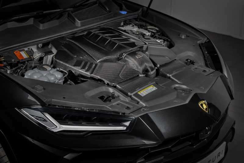 Eventuri Lamborghini Urus/ Audi RSQ8 SQ8 SQ7/ Porshe Cayenne Turbo GTS/S Carbon Intake 