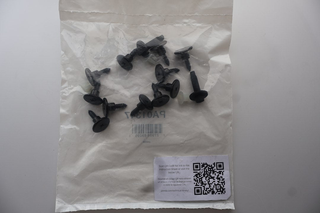 Penda PA01347 High quality protective material - Nis Titan Kit UR 19