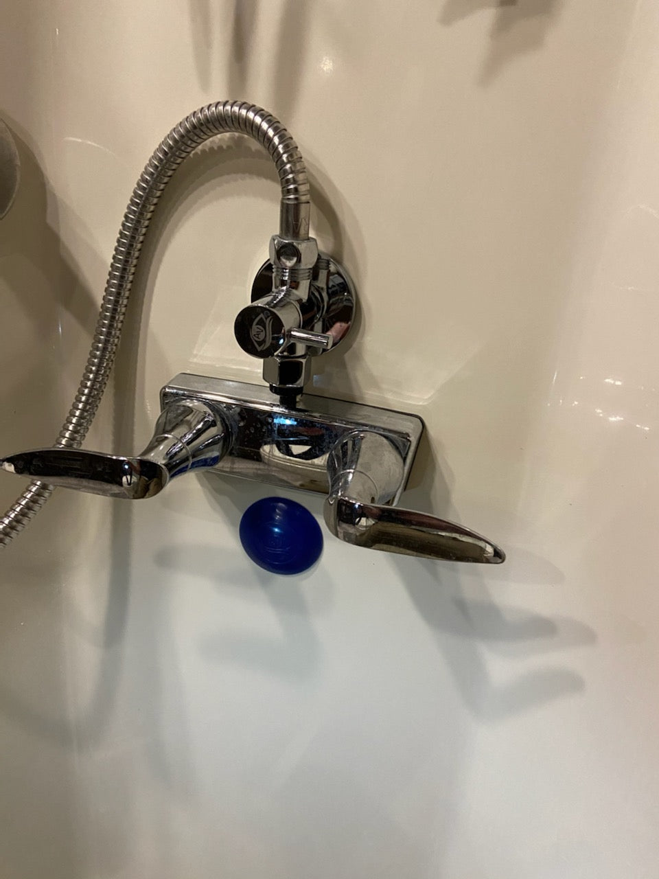 Aqua View Easy To Use Shower Water Saver SMCM02 - Chrome Small Mushroom