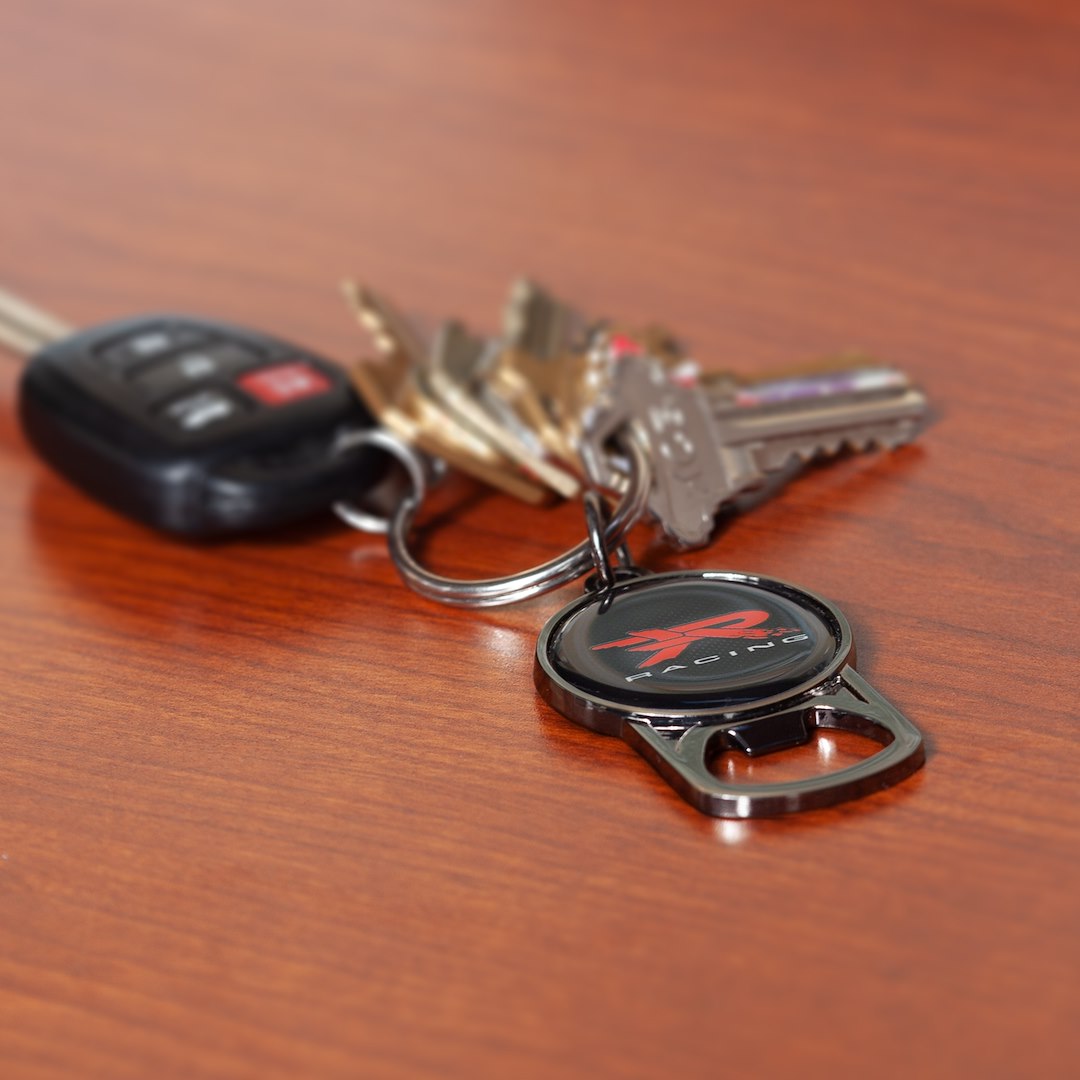 Plasticolor Convenient Bottle Opener Design Key Chain 004560R01 - Racing KC
