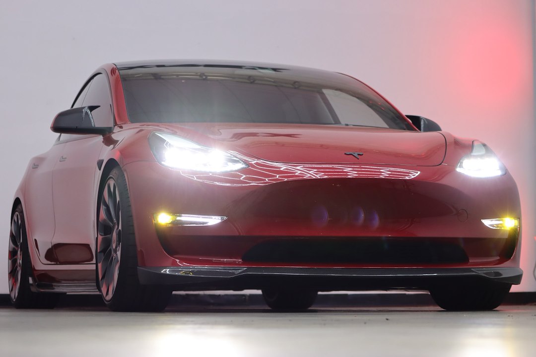 Alpharex USA Offers Innovative Switchback Feature Driving/ Fog Light 210010 - Led Lights