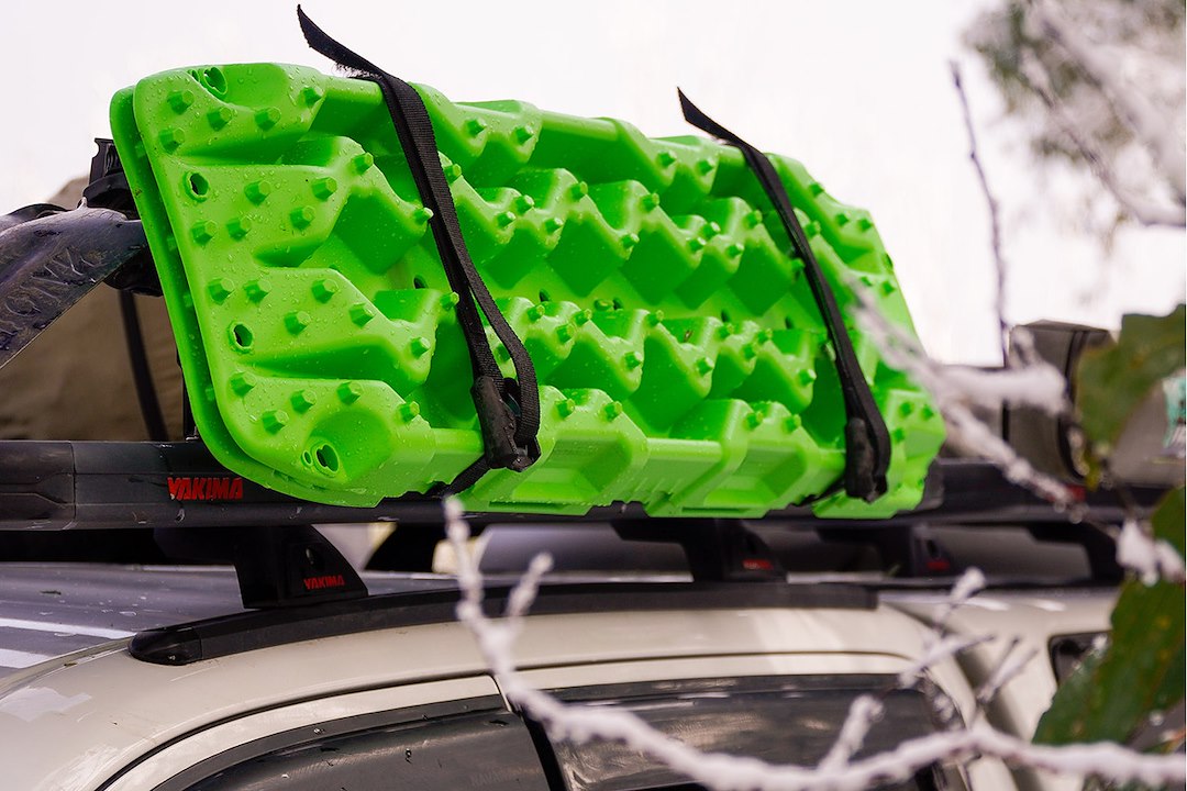 Ironman 4X4 Limited Lifetime Warranty Traction Mat Irecbrdgreen - Green Reco-Traks OFF-Road Recov Board
