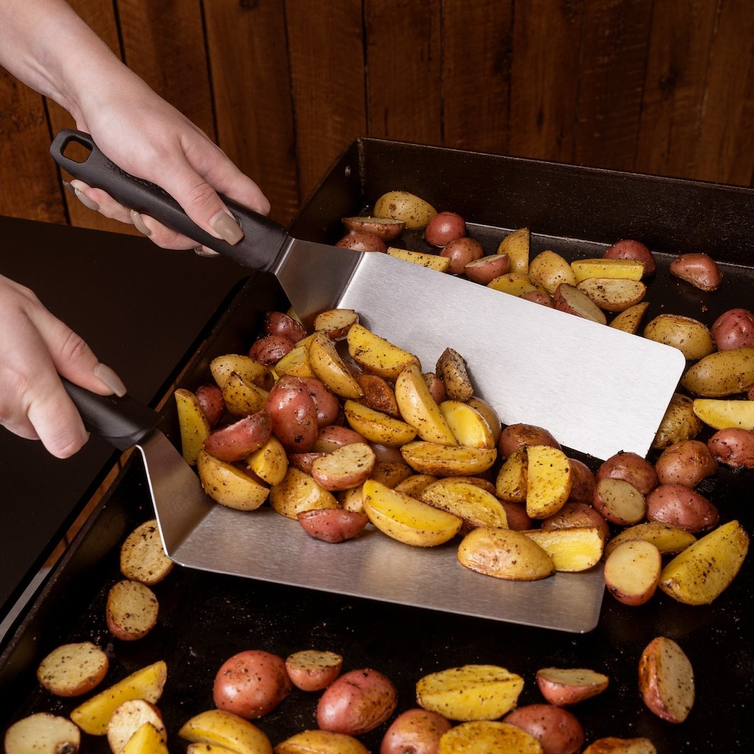 N Atlantic I Easy To Use Griddle Accessory Kit 5230 - Essential PC Toolkit