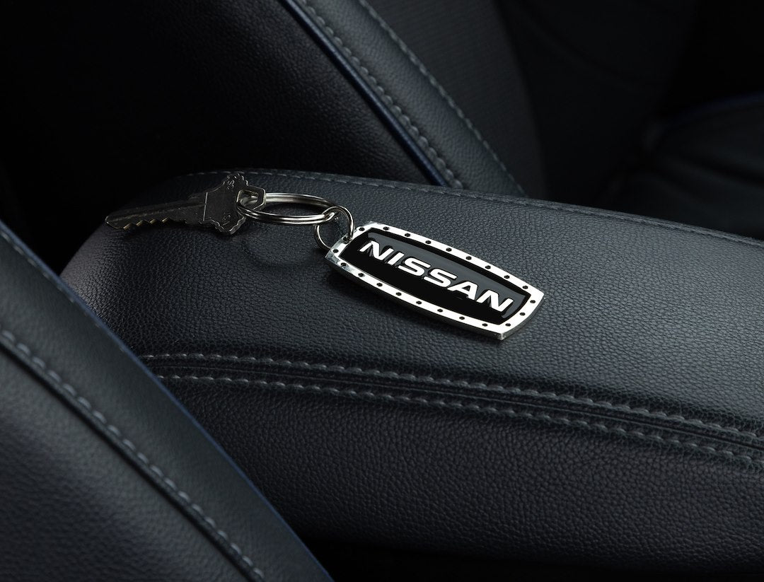 Plasticolor Makes Stylish Key Organization Easy Key Chain 004518R01 - Nissan Metal Logo