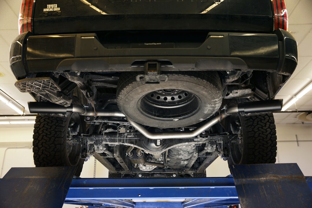 Flowmaster Limited Lifetime Warranty Exhaust System Kit 818139 - 22-24 Toyota Tundra 3.5L Otl DOR