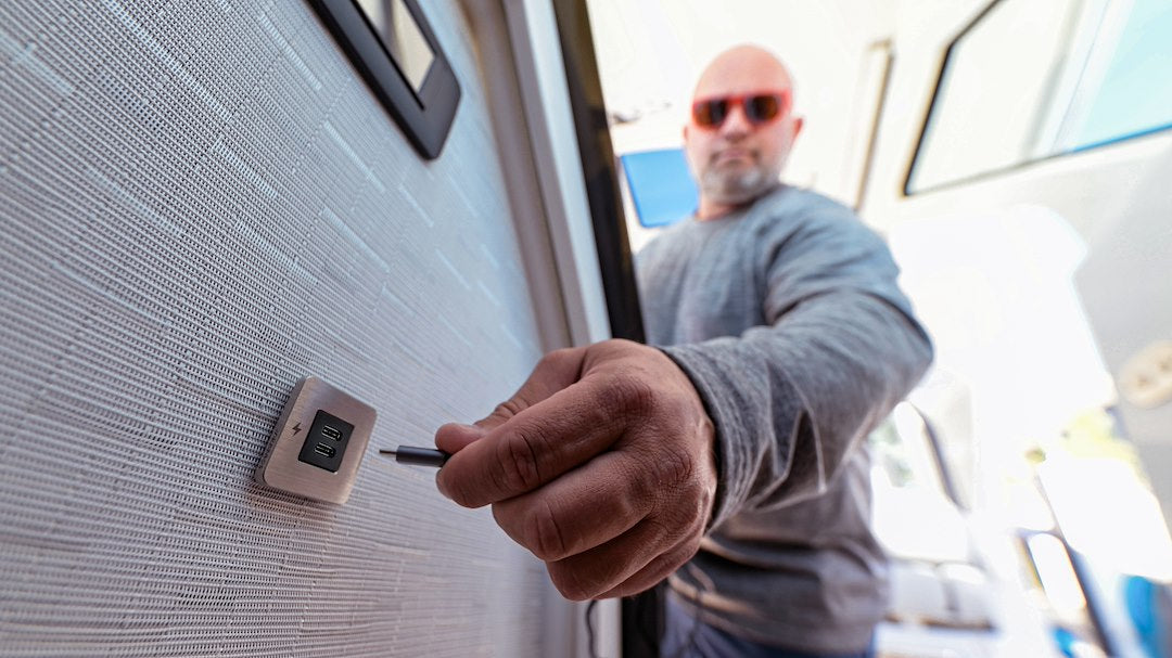 Scanstrut Modernize Your Boat's Interiors USB Outlet SC-Tile-21 - Tile USB-C USB-C Char