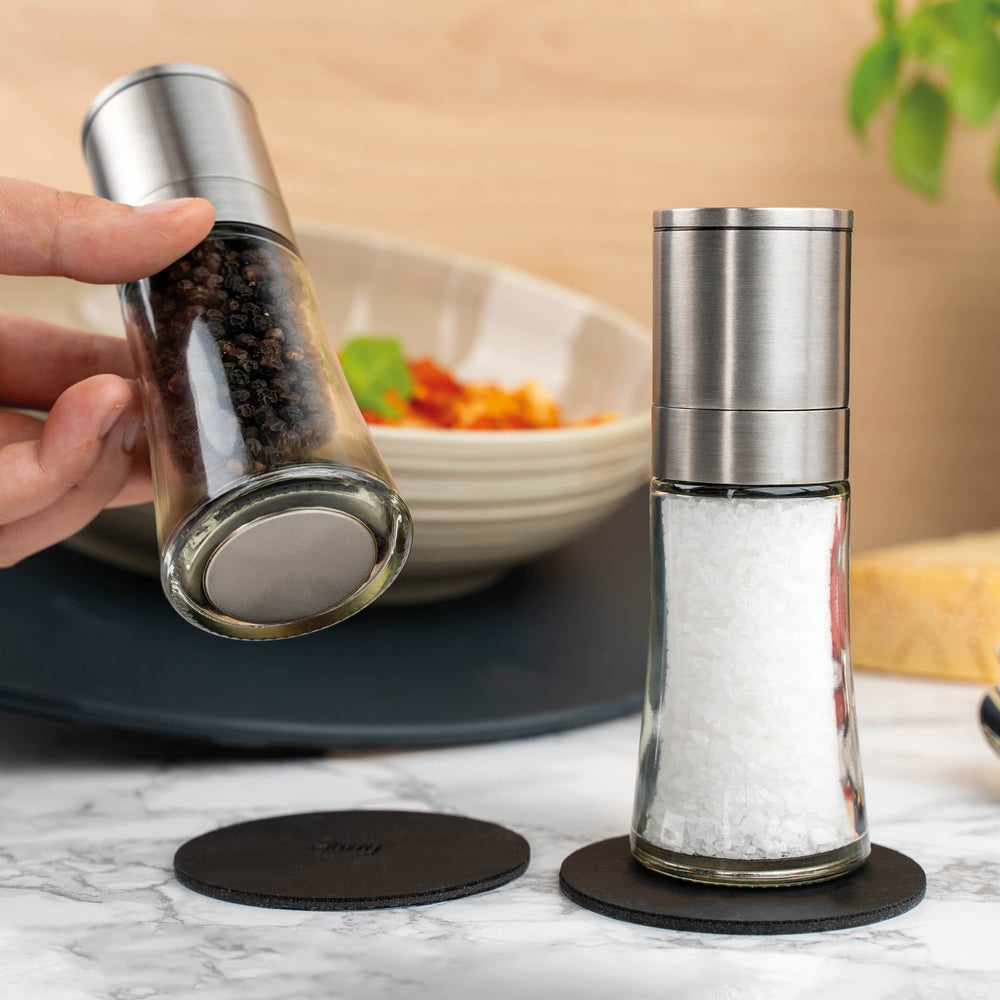 Silwy Magnet GM-SP-4 Salt and Pepper Shaker