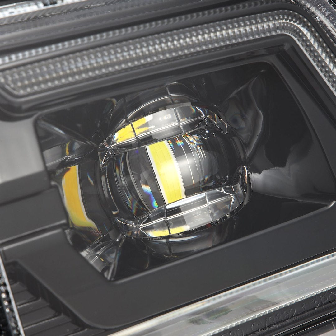 Alpharex USA Offers Innovative Switchback Feature Driving/ Fog Light 210017 - These Lights Are Designed AS AN