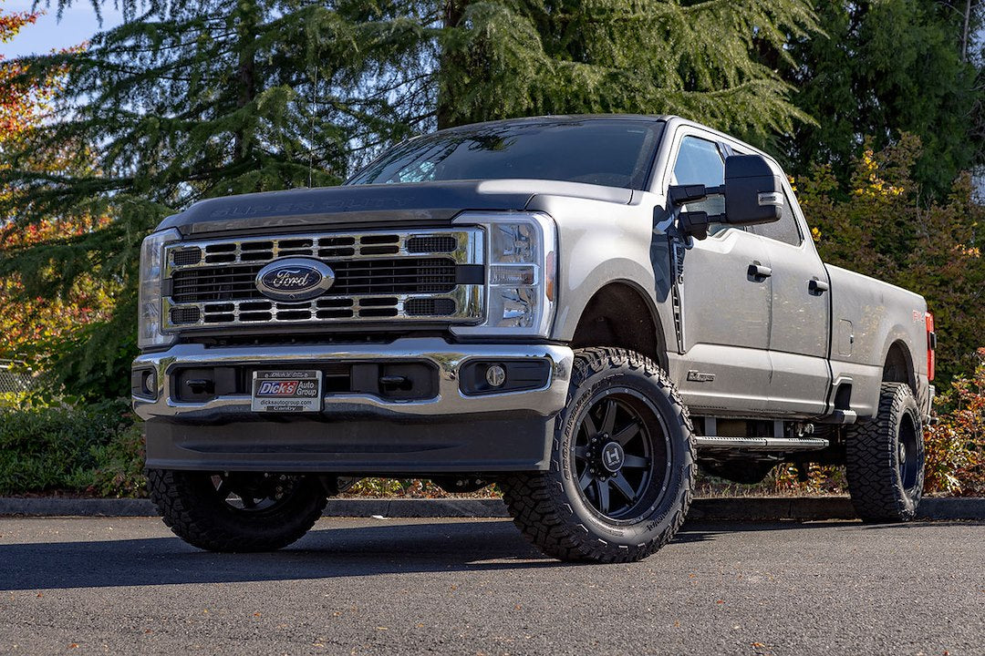 Ironman 4X4 Aggressive Look And Feel Lift Kit Suspension 76-123-001 - 3.5 Level Front 3.5