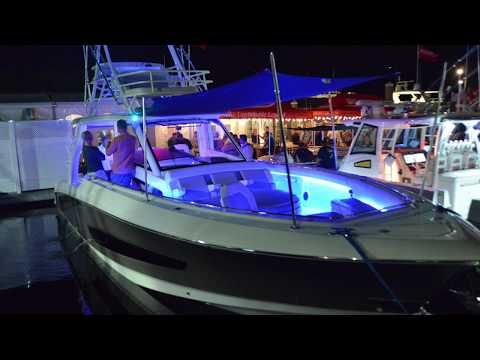 Lumitec CE Certified Rope Light 101640 - Moray Flex FT. Rgbw