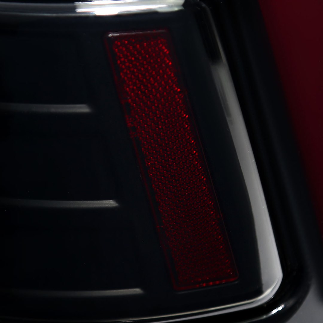 Spec-D Tunin LT-RAM09Smled-RS Tail Light Assembly - Matte Black