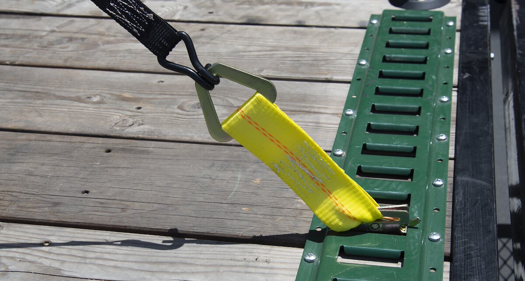Hampton Prod 47801 Tie Down Track Adapter