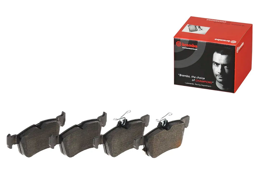 Brembo Premium Low-Met OE Equivalent Pad Brake Pad P24201 - Discbrakepadset Lowmetal