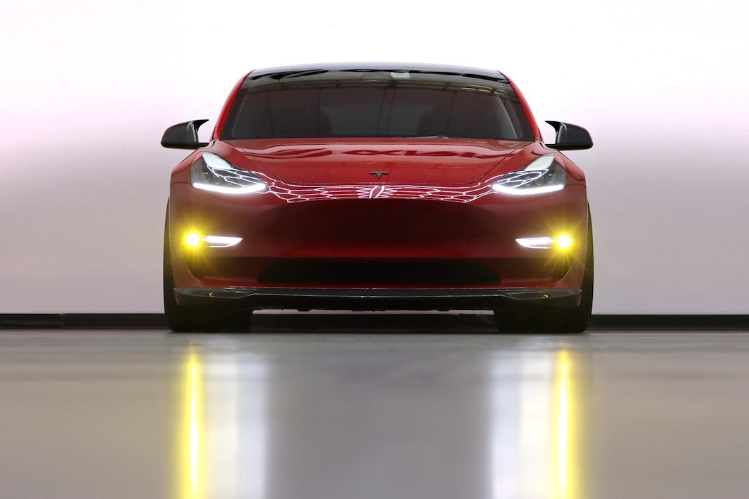 Alpharex USA Offers Innovative Switchback Feature Driving/ Fog Light 210010 - Led Lights