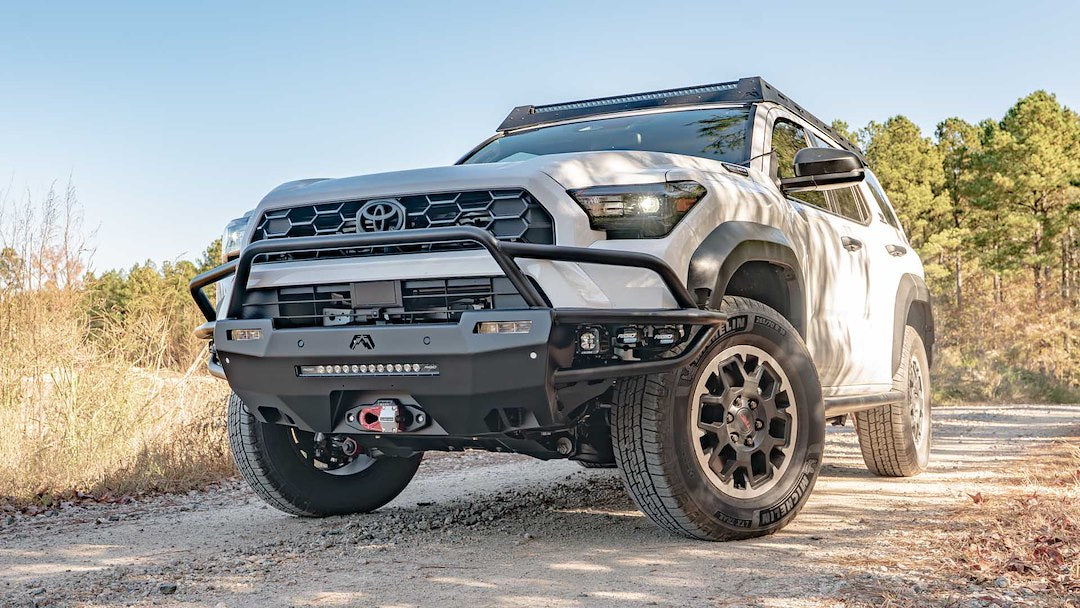 FAB Fours Retains OEM Factory Fog Lights Bumper TB68-02-1 - 25 Toy 4R Hybrid Sen Winch Bmp Preg
