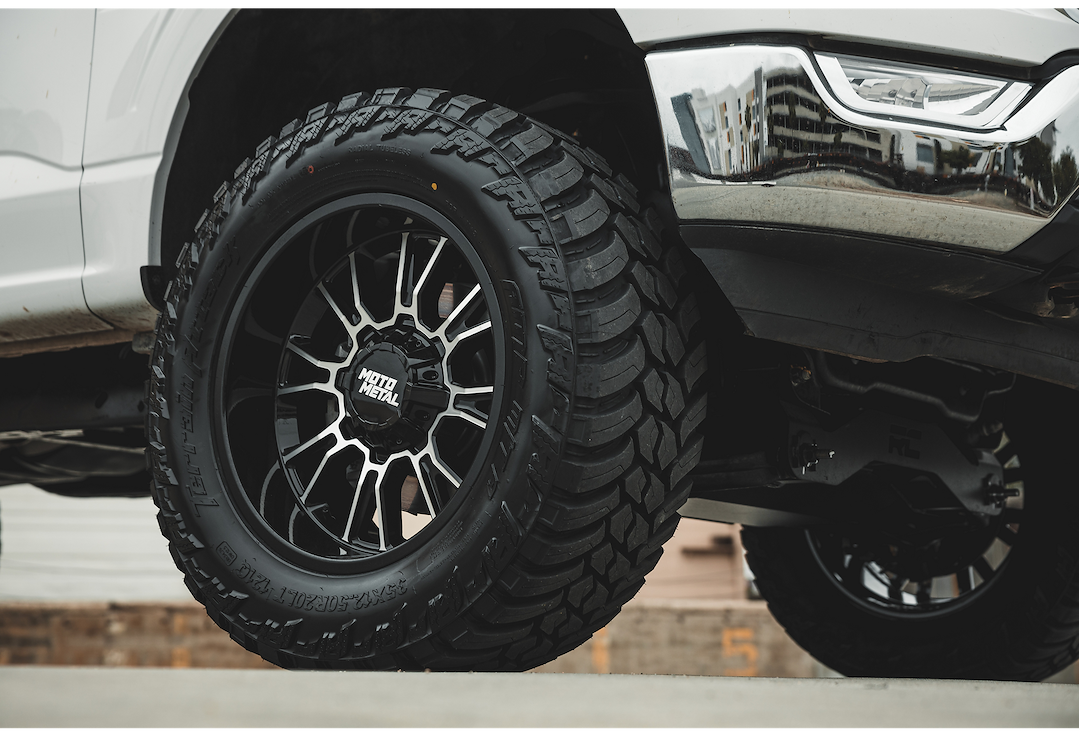 Wheel Pros MO810BD20908020 - Black