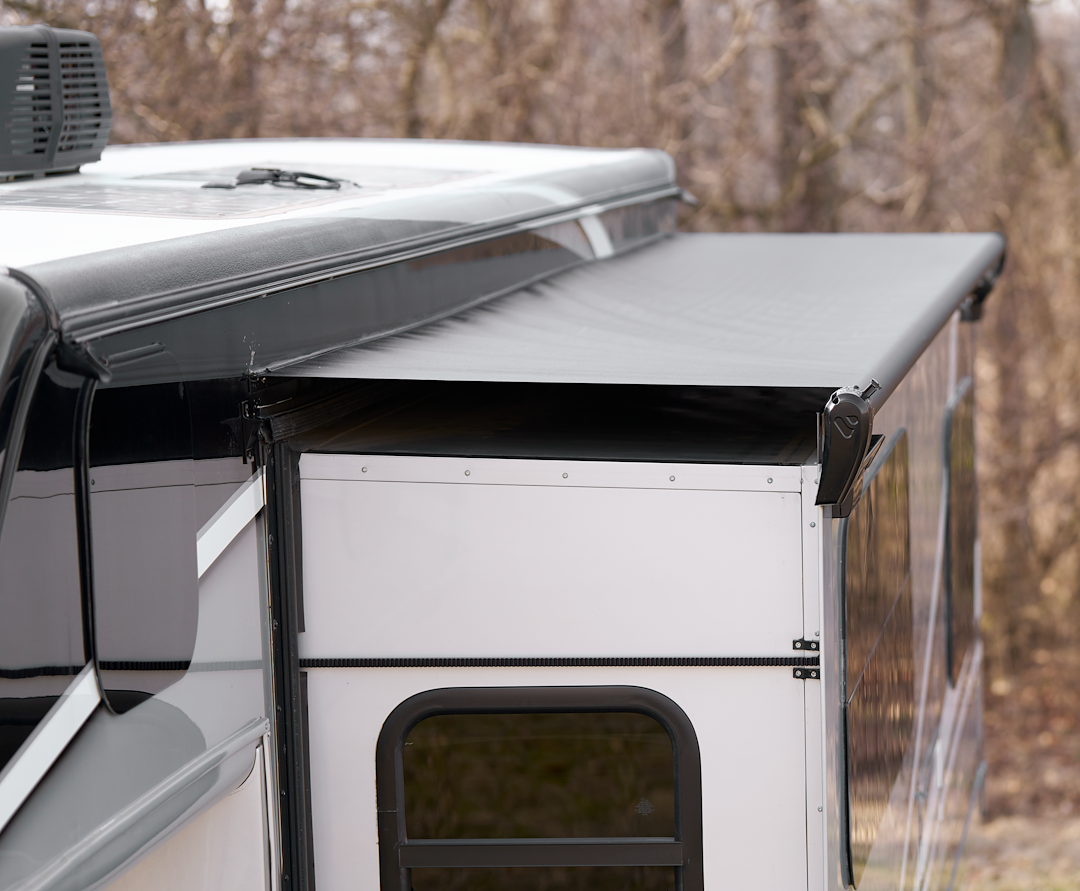 Velarium Cold-Crack And Mildew Resistant Awning VSTK18000000 - Complete 180 Slide Topper