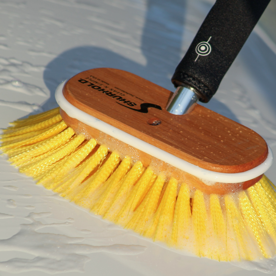 Shurhold IND Made In USA Scrub Brush 985 - Medium 10 Deck Poly