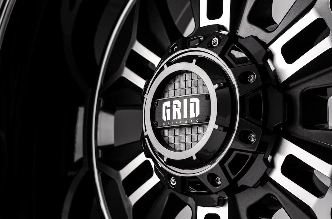 Grid Wheels With Grid Logo Center Cap GD1122120052S487 - 11 22X12.0 5X127 139.7 -44 87.1