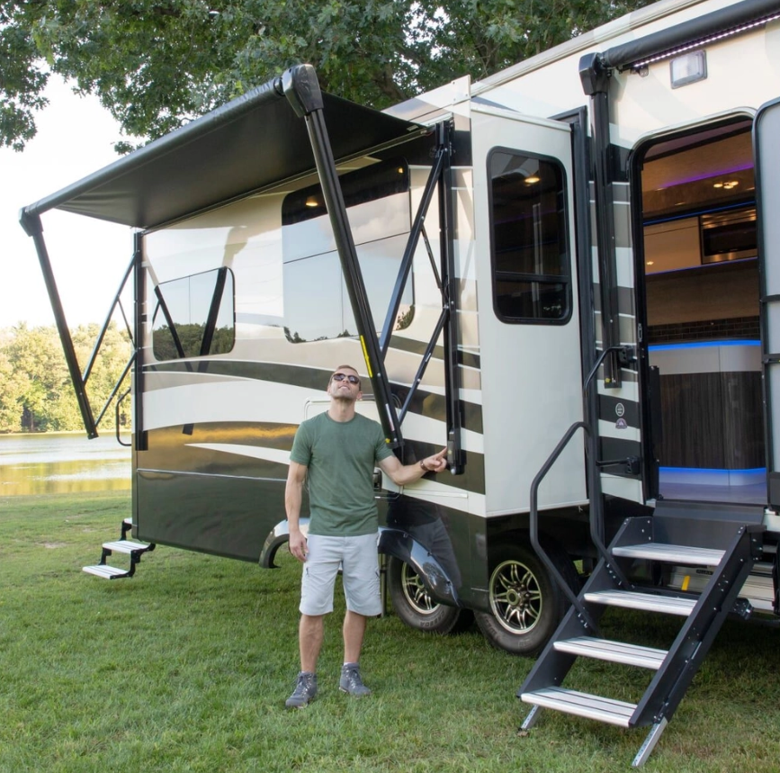 Lippert Comp V000389083 Awning