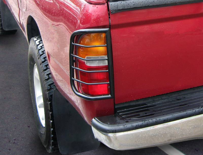Black Horse Superb Tail Light Protection Tail Light Guard 7G096304A - 1998-2004 Toyota Tacoma