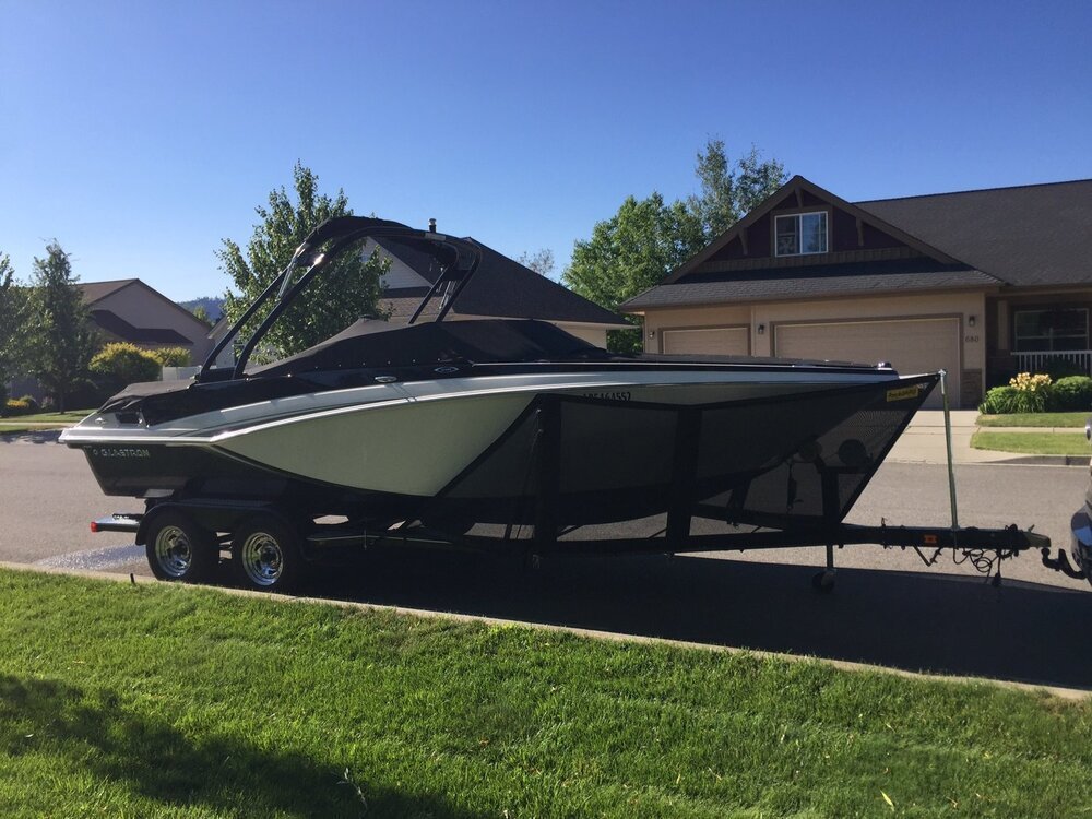 Rockgard Maximum Protection Of The Hull Trailer Boat Bow Guard 74-2022 - Large Xlong