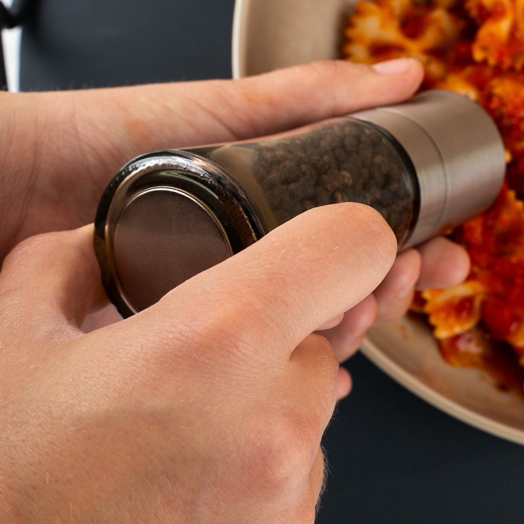 Silwy Magnet GM-SP-4 Salt and Pepper Shaker