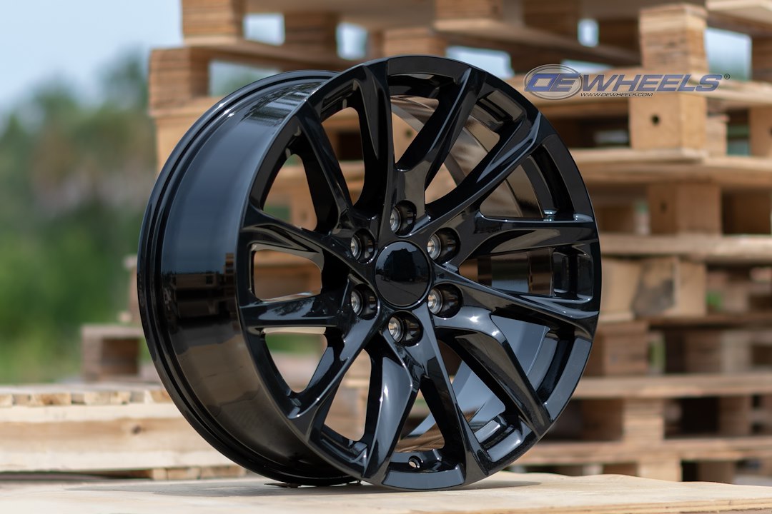 OE Wheels With Center Cap CA90-20090-6550-28B - 20 Replica Fits Cadillac Esc